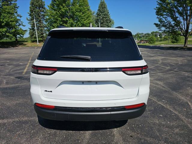 2025 Jeep Grand Cherokee Altitude 4x4