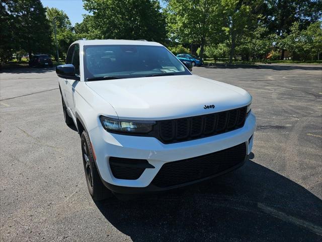2025 Jeep Grand Cherokee Altitude 4x4
