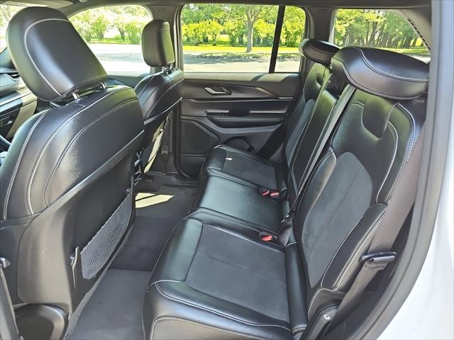 2025 Jeep Grand Cherokee Altitude 4x4