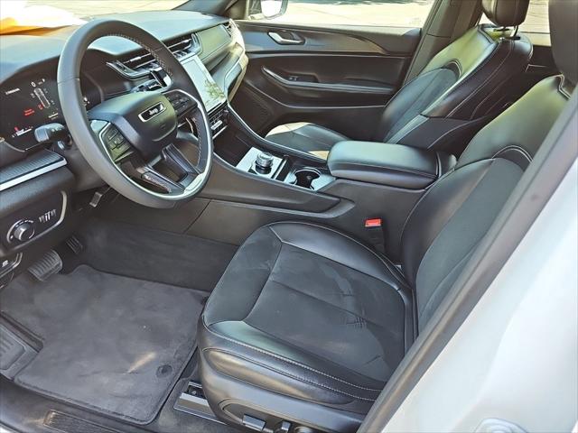 2025 Jeep Grand Cherokee Altitude 4x4
