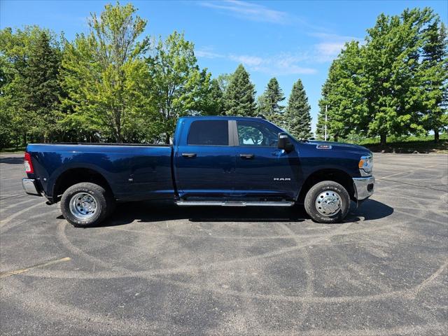 2024 Ram 3500 Big Horn Crew Cab 4x4 8' Box
