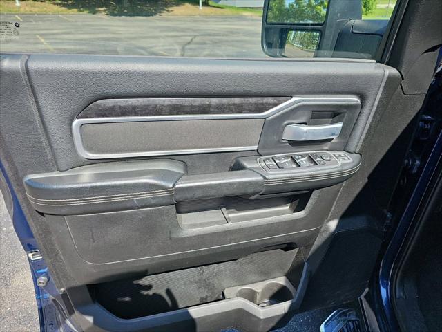 2024 Ram 3500 Big Horn Crew Cab 4x4 8' Box