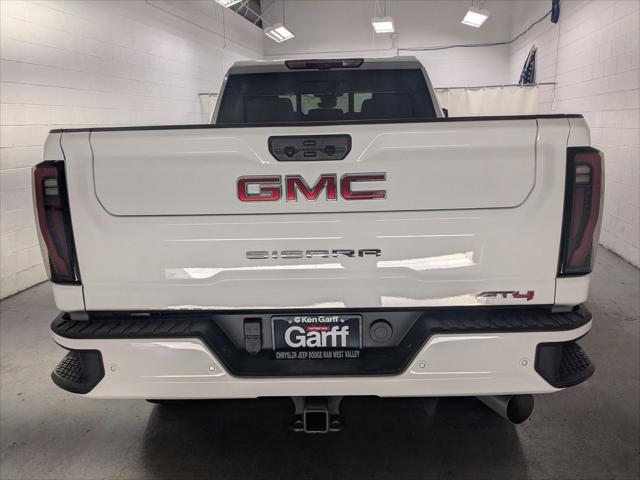 2025 GMC Sierra 3500HD 4WD Crew Cab Standard Bed AT4