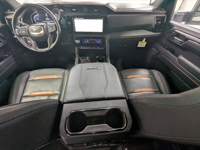 2025 GMC Sierra 3500HD 4WD Crew Cab Standard Bed AT4