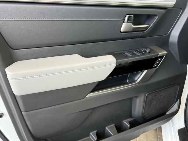 2026 Toyota Tundra Limited CrewMax 5.5' Bed