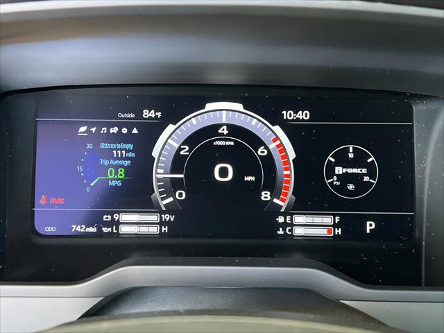 2026 Toyota Tundra Limited CrewMax 5.5' Bed