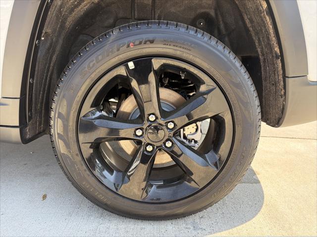 2026 Jeep Grand Cherokee Limited 4x2