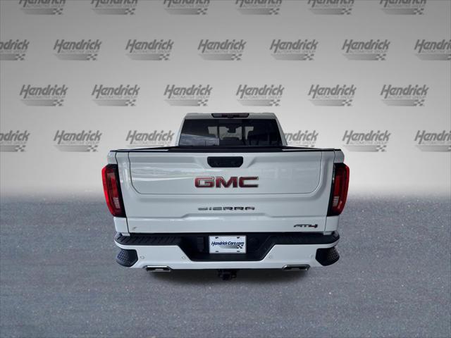 2023 GMC Sierra 1500 4WD Crew Cab Short Box AT4