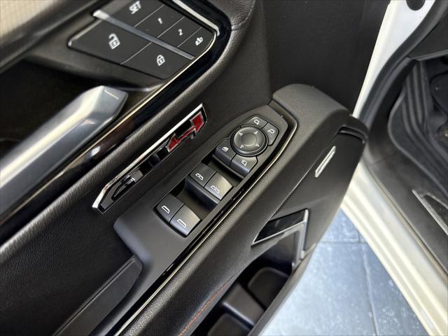 2023 GMC Sierra 1500 4WD Crew Cab Short Box AT4