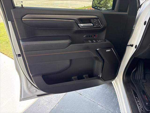2023 GMC Sierra 1500 4WD Crew Cab Short Box AT4