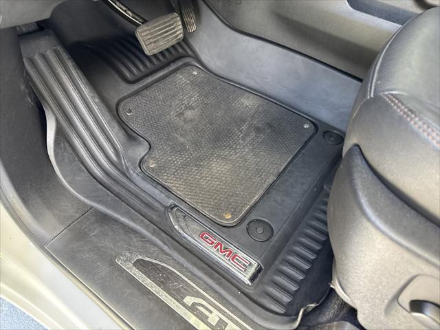 2023 GMC Sierra 1500 4WD Crew Cab Short Box AT4