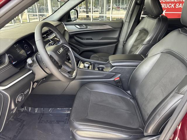 2025 Jeep Grand Cherokee Altitude X 4x2
