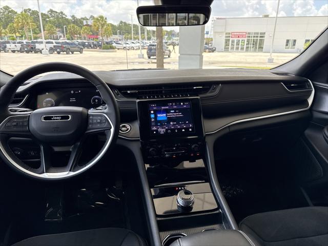 2025 Jeep Grand Cherokee Altitude X 4x2