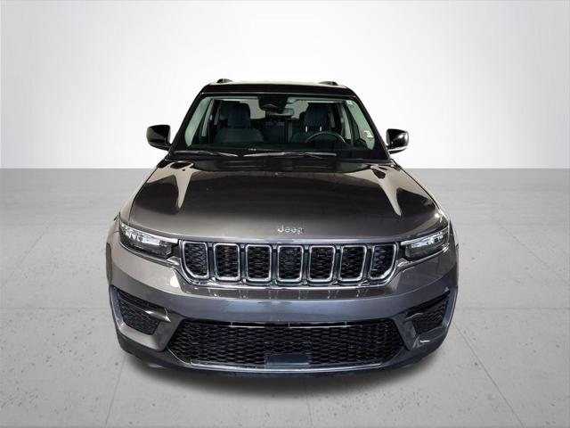 2023 Jeep Grand Cherokee Laredo 4x4