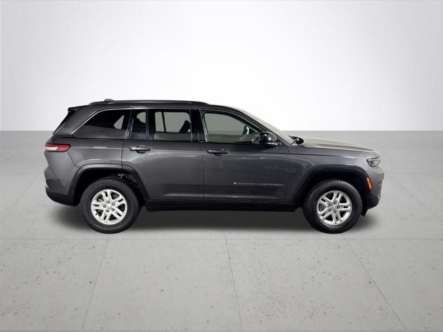 2023 Jeep Grand Cherokee Laredo 4x4