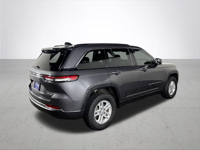 2023 Jeep Grand Cherokee Laredo 4x4
