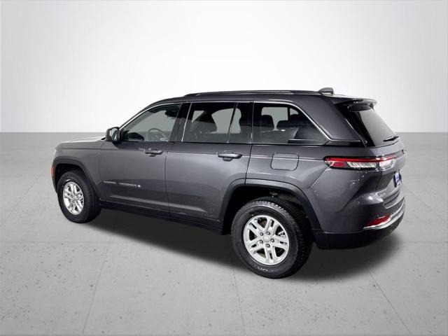 2023 Jeep Grand Cherokee Laredo 4x4