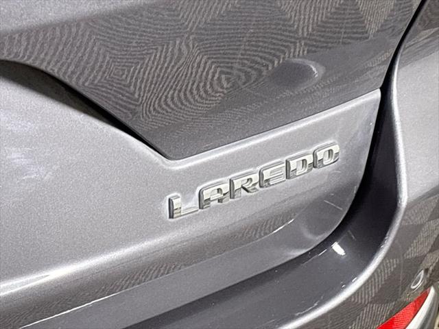 2023 Jeep Grand Cherokee Laredo 4x4