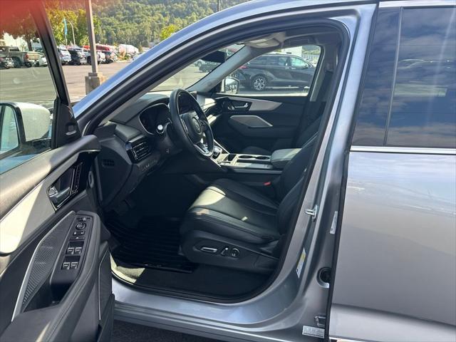 2025 Acura MDX Standard