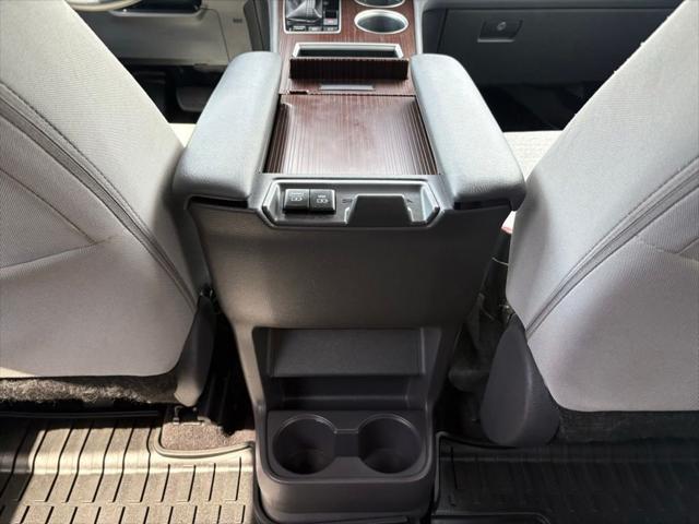 2021 Toyota Sienna LE