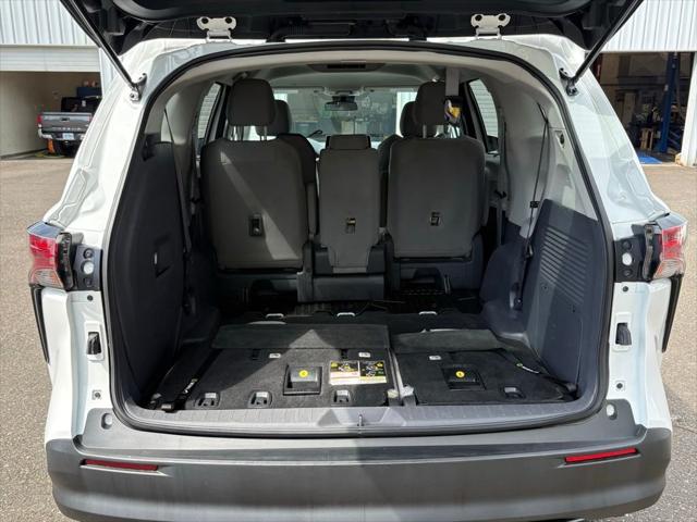 2021 Toyota Sienna LE