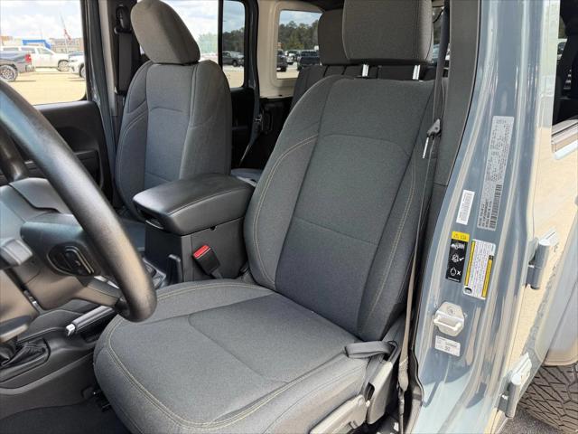 2025 Jeep Wrangler 4-Door Sport 4x4