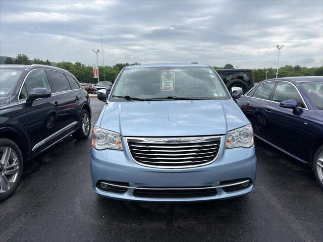 2012 Chrysler Town and Country Limited