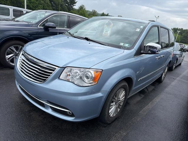 2012 Chrysler Town and Country Limited
