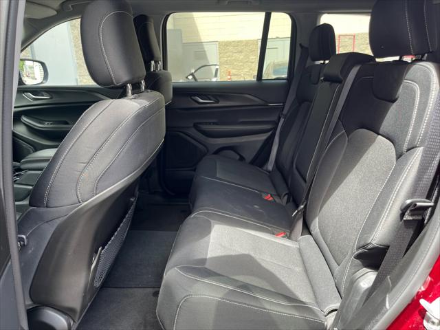 2023 Jeep Grand Cherokee Laredo 4x4