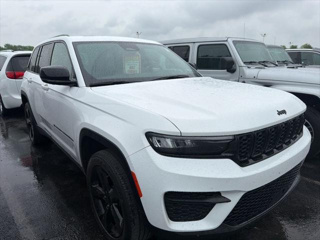 2023 Jeep Grand Cherokee Altitude X 4x4 2023 Jeep Grand Cherokee Altitude X 4x4