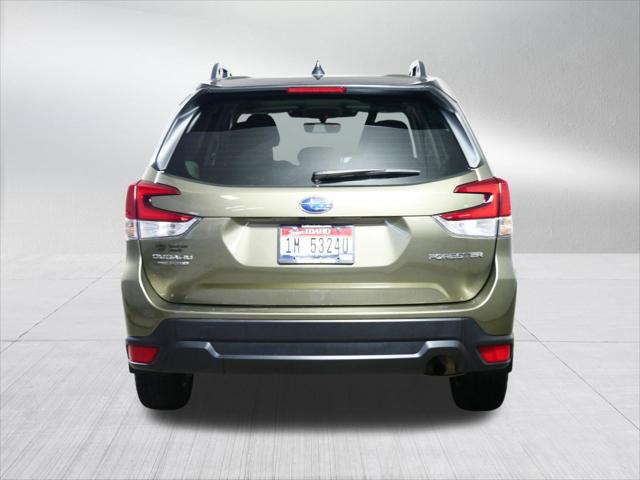 2024 Subaru Forester Premium