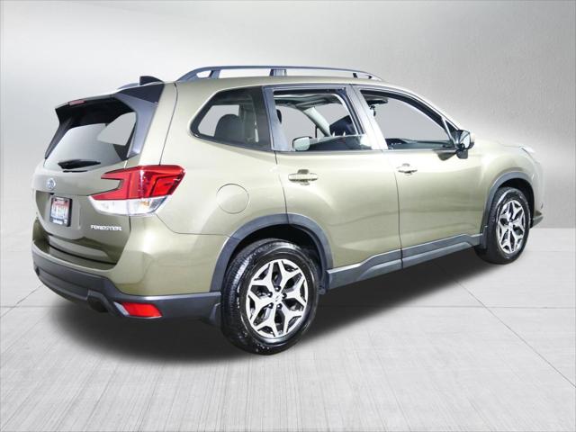 2024 Subaru Forester Premium