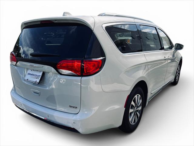 2020 Chrysler Pacifica Touring L Plus