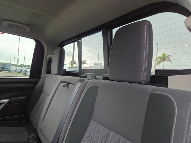 2021 Nissan Titan Crew Cab SV 4x2