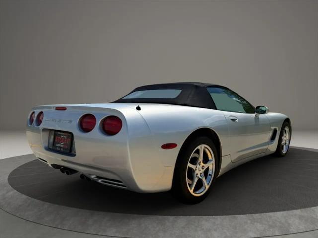 2003 Chevrolet Corvette Convertible 2D