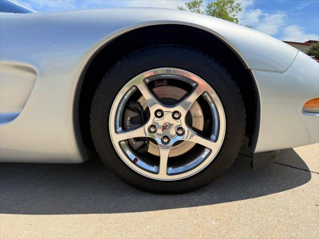 2003 Chevrolet Corvette Convertible 2D