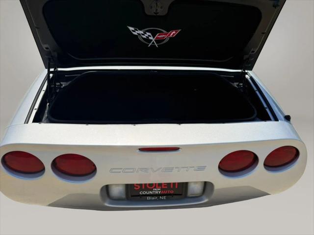 2003 Chevrolet Corvette Convertible 2D