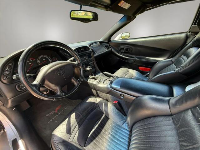 2003 Chevrolet Corvette Convertible 2D