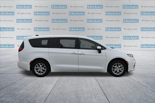 2023 Chrysler Pacifica Touring