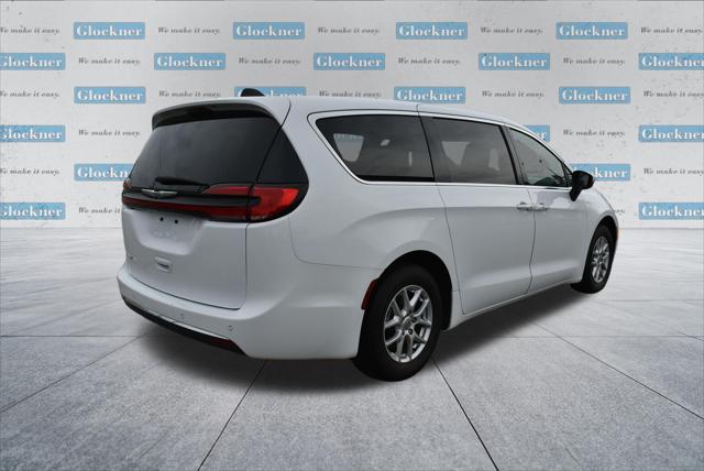 2023 Chrysler Pacifica Touring
