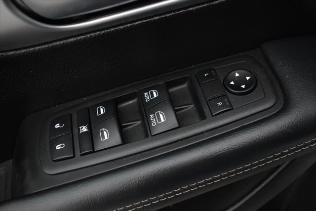 2023 Chrysler Pacifica Touring