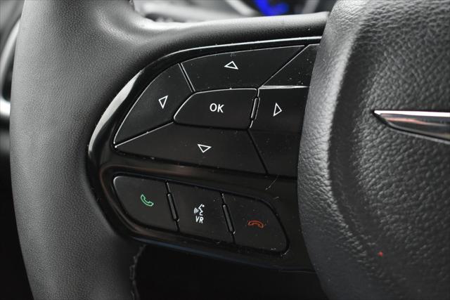 2023 Chrysler Pacifica Touring