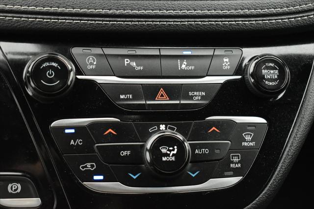 2023 Chrysler Pacifica Touring