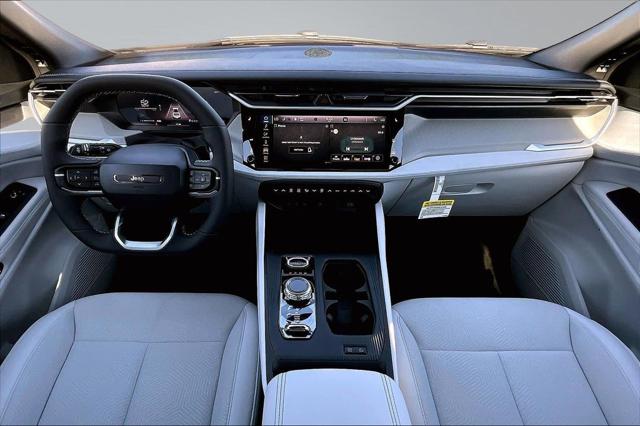 2026 Jeep Cherokee Laredo 4x4