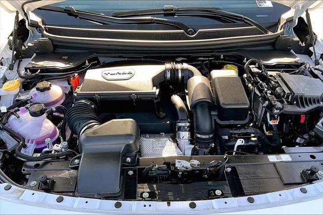 2026 Jeep Cherokee Laredo 4x4