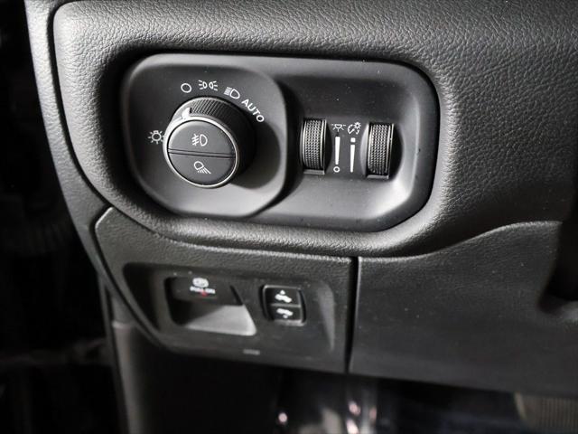 2025 Ram 1500 Big Horn Crew Cab 4x4 5'7" Box