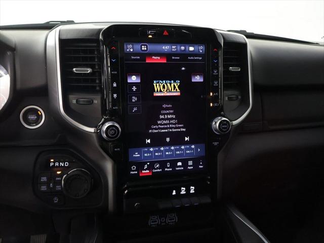 2025 Ram 1500 Big Horn Crew Cab 4x4 5'7" Box