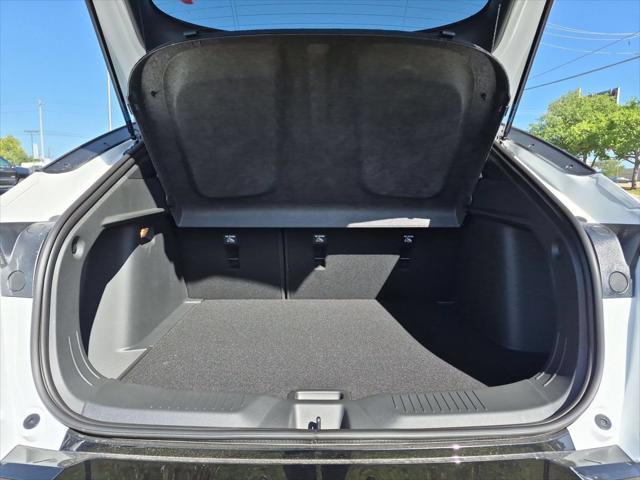 2026 Buick NV Sport Touring FWD