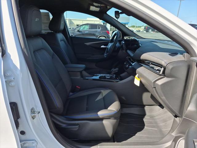 2026 Buick NV Sport Touring FWD