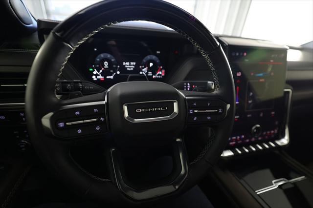 2025 GMC Yukon 4WD Denali Ultimate